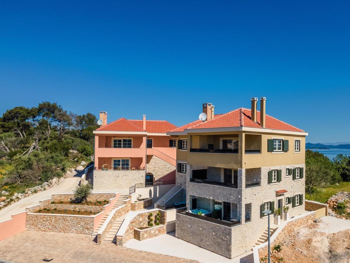 Teona Luxury Apartment With Jacuzzi And Terrace Sea View Sali Exterior foto